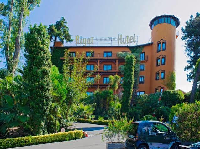 Rigat Park & Lloret de Mar
